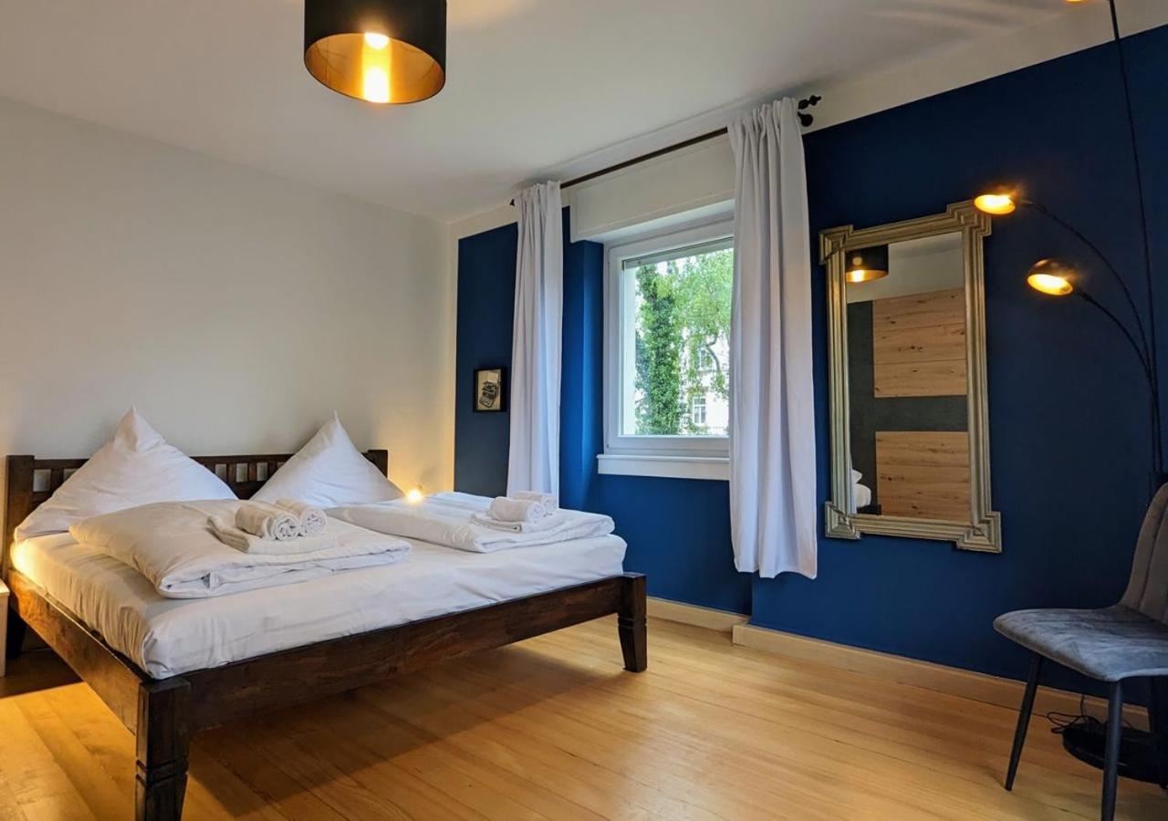 65Qm Altbaucharme Mit Zwei Balkonen Apartment Karlsruhe Exterior photo